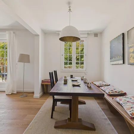 650m De La Mer-grande Maison Pour 10 Avec Piscine Semesterbostad *