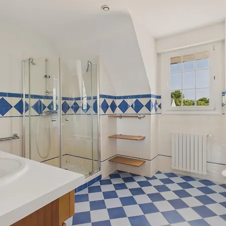 650m De La Mer-grande Maison Pour 10 Avec Piscine * Le Pouliguen