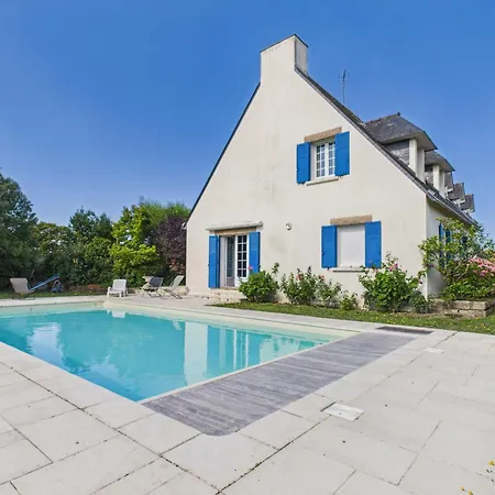 Maison 10 pers piscine&jardin, plage à 650 m