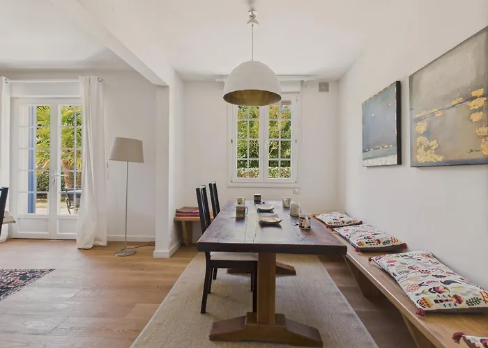 650m De La Mer-grande Maison Pour 10 Avec Piscine Prázdninový dům *